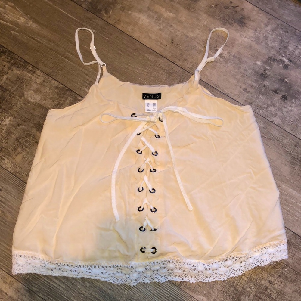 2/$5 Venus Crop Top - Picture 1 of 3
